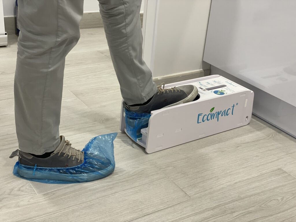 DISPENSADOR DE CUBRECALZADOS ECOMPACT (+120 CALZAS)